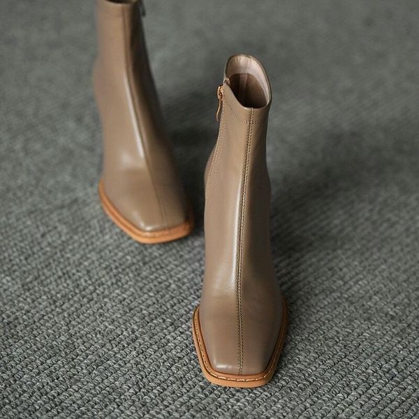 khaki color square toe short women's high autumn winter 2021 thick heels and ankle side zipper martin boots, Black
khaki color square toe short women's high autumn winter 2021 thick heels and ankle side zipper martin boots, Black