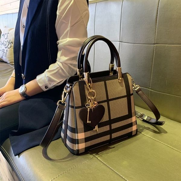 women's bags handbags crossbody full leather bag minority 2021 fashion atmospheric lattice briefcase tote portable single shoulder diag
women's bags handbags crossbody full leather bag minority 2021 fashion atmospheric lattice briefcase tote portable single shoulder diag