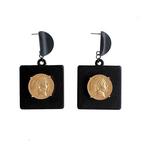 2021 style exaggerated black nightclub punk earrings net red personality square earrings female trend, Golden
2021 style exaggerated black nightclub punk earrings net red personality square earrings female trend, Golden