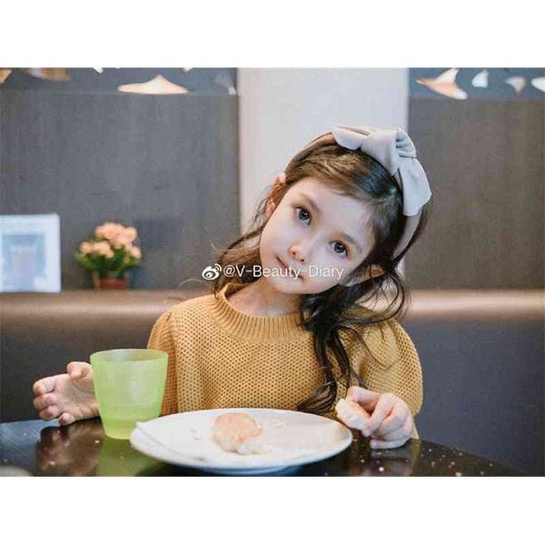 summer girls knitted cotton t-shirt for kids classic toddler girl cardigan ins fashion baby clothing 210529, Blue
summer girls knitted cotton t-shirt for kids classic toddler girl cardigan ins fashion baby clothing 210529, Blue