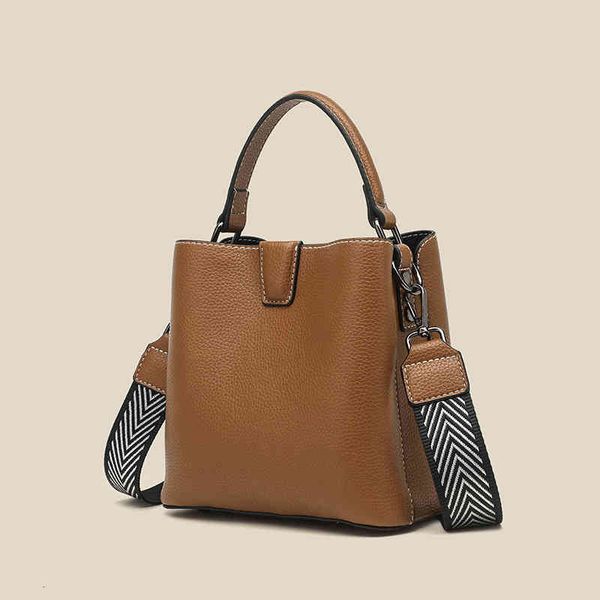 bags handbag handbags 2021 fashion net red soft leather bucket messenger single shoulder portable women's width 2 straps, Black;red
bags handbag handbags 2021 fashion net red soft leather bucket messenger single shoulder portable women's width 2 straps, Black;red