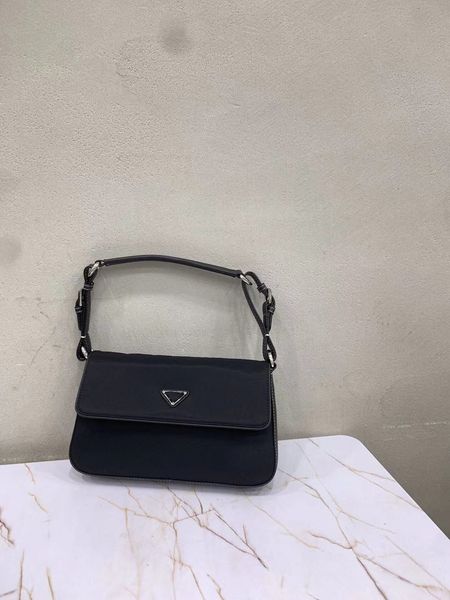 crossbody bag tote handbag pochette messenger shoulder bags black designer handbags purses fashion(27x15x4.5cm
crossbody bag tote handbag pochette messenger shoulder bags black designer handbags purses fashion(27x15x4.5cm