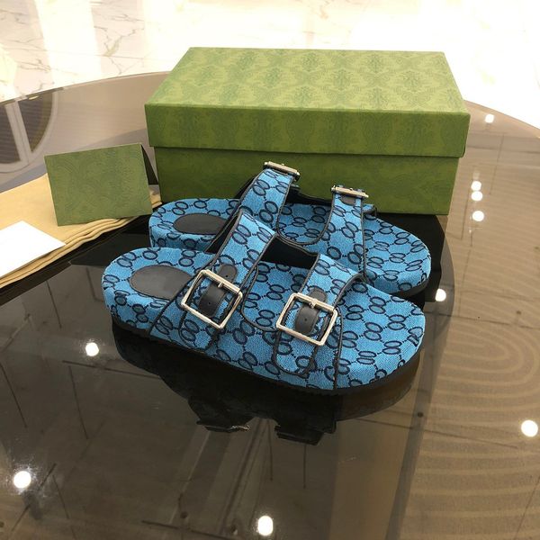 women jelly sandals transparent slippers summer men flat jellys slides beach sandal luxury designer ladies fruit slide size 36-46 couples sh, Black
women jelly sandals transparent slippers summer men flat jellys slides beach sandal luxury designer ladies fruit slide size 36-46 couples sh, Black
