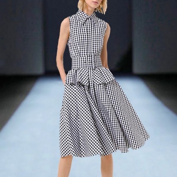 runway dresses europe and america summer catwalk models high-quality sleeveless black white plaid lace big swing shirt dress utdj
runway dresses europe and america summer catwalk models high-quality sleeveless black white plaid lace big swing shirt dress utdj