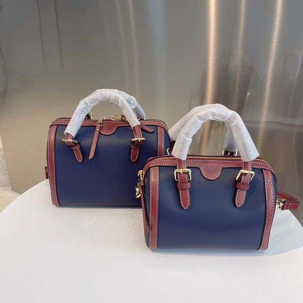 the latest design pillow bag imported fabrics feel super good texture luxury designers wholesale handbagsy goods women plain
the latest design pillow bag imported fabrics feel super good texture luxury designers wholesale handbagsy goods women plain