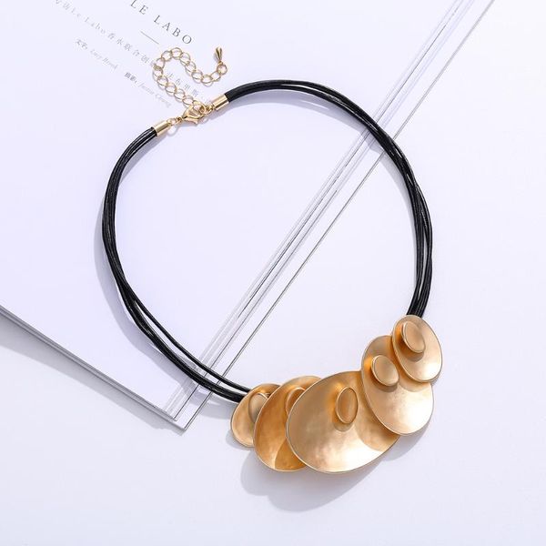 pendant necklaces jewelry neck chokers trendy necklace women's geometry fashion female decoration accessies statement gift 2021, Silver
pendant necklaces jewelry neck chokers trendy necklace women's geometry fashion female decoration accessies statement gift 2021, Silver