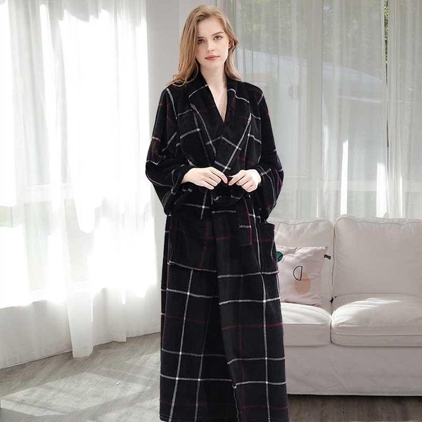 towel flannel plaid night gown thicken long bathrobe for lovers couples robes homewear
towel flannel plaid night gown thicken long bathrobe for lovers couples robes homewear