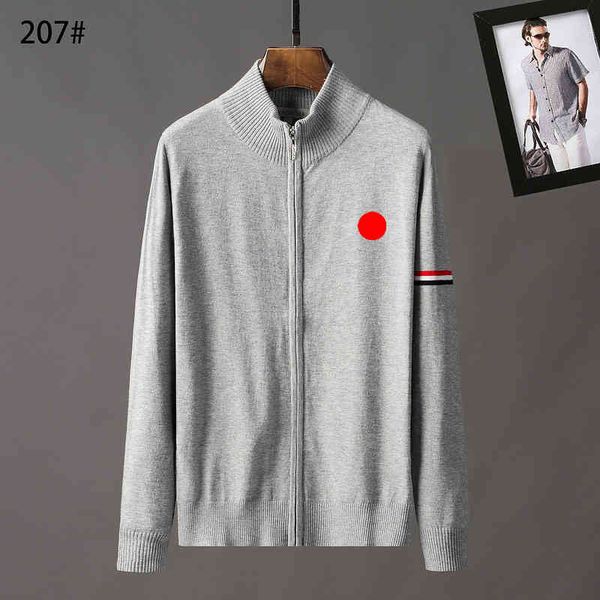 monclair winter new men's cashmere sweater men's stand collar cardigan zipper sweater men's red and white bar, White;black
monclair winter new men's cashmere sweater men's stand collar cardigan zipper sweater men's red and white bar, White;black