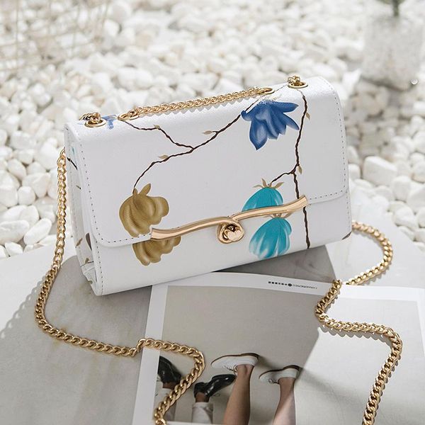 evening bags women's 2021 one-shoulder messenger bag korean chain fashion wild trend western style small square
evening bags women's 2021 one-shoulder messenger bag korean chain fashion wild trend western style small square