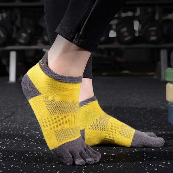 men's socks men women cotton breathable sweat absorbing five finger anti friction split toe short tube sports, Black
men's socks men women cotton breathable sweat absorbing five finger anti friction split toe short tube sports, Black