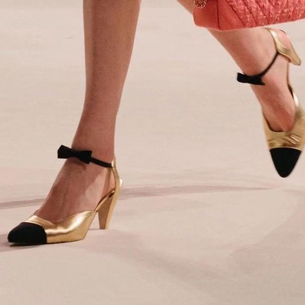 dress shoes fashion high heels women natural leather rosette buckle wedding party lady color stitching pointed toe pumps, Black
dress shoes fashion high heels women natural leather rosette buckle wedding party lady color stitching pointed toe pumps, Black