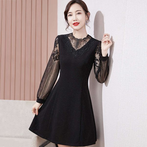 autumn and winter fat mm slim large lace dress dress small autumn, Black;gray
autumn and winter fat mm slim large lace dress dress small autumn, Black;gray