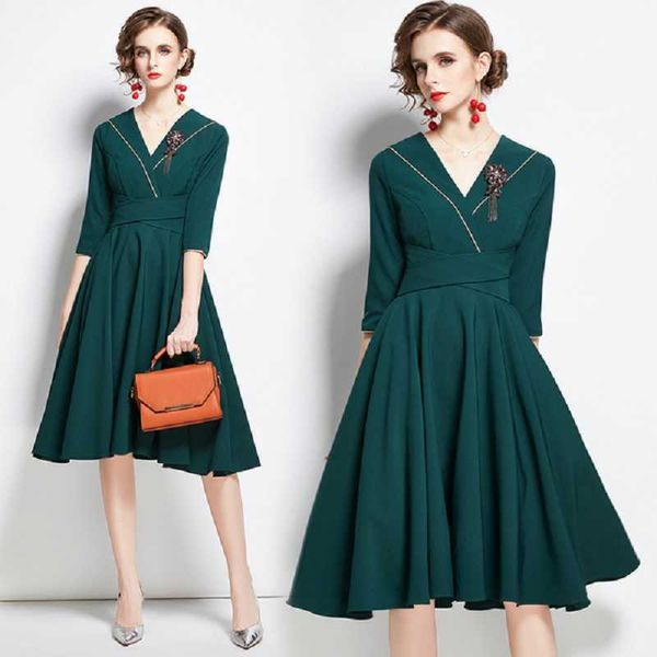 autumn women fashion solid beading mid-calf v neck vintage a-line dress office lady party night elegant dresses vestidos 210525, Black;gray
autumn women fashion solid beading mid-calf v neck vintage a-line dress office lady party night elegant dresses vestidos 210525, Black;gray