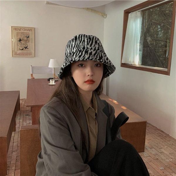 wide brim hats fashion autumn and winter black zebra pattern bucket hat panama fisherman ladies men's warm bob hip-hop, Blue;gray
wide brim hats fashion autumn and winter black zebra pattern bucket hat panama fisherman ladies men's warm bob hip-hop, Blue;gray