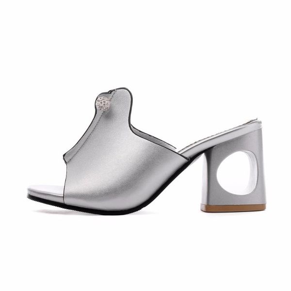 slippers 2021 summer comfortable thick with high-heeled fashion women sandals, Black
slippers 2021 summer comfortable thick with high-heeled fashion women sandals, Black