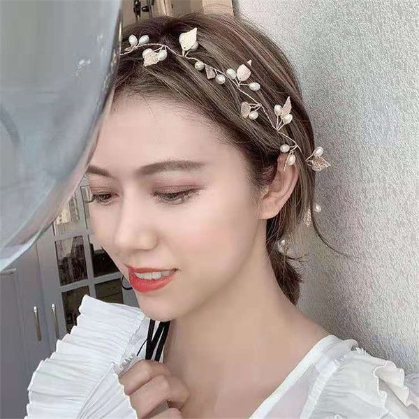girl pearl ribbon hair band versatile neck chain female hair binding sen department dual-purpose necklace fine hoop pin fashion sale, Silver
girl pearl ribbon hair band versatile neck chain female hair binding sen department dual-purpose necklace fine hoop pin fashion sale, Silver