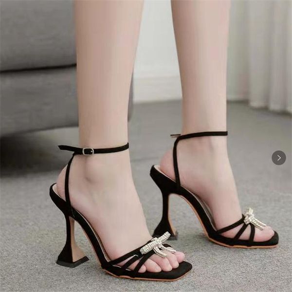 sandals 2021 women shoes gladiator high heels summer party dress buckles pumps big size 42, Black
sandals 2021 women shoes gladiator high heels summer party dress buckles pumps big size 42, Black