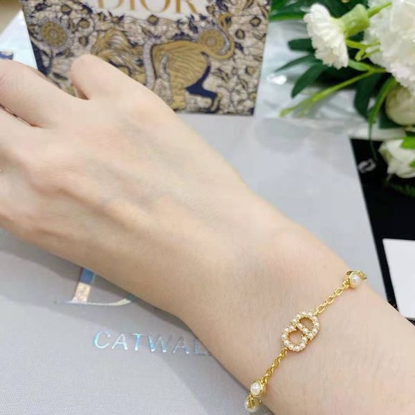 design jewelry pearl letter bracelet women's diamond simple bracelet jewelry, Silver
design jewelry pearl letter bracelet women's diamond simple bracelet jewelry, Silver