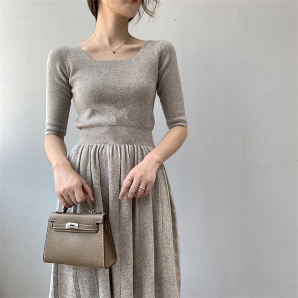 casual dresses knitted winter women pure color half sleeve high waist pleated hem causal slim female xd5m, Black;gray
casual dresses knitted winter women pure color half sleeve high waist pleated hem causal slim female xd5m, Black;gray