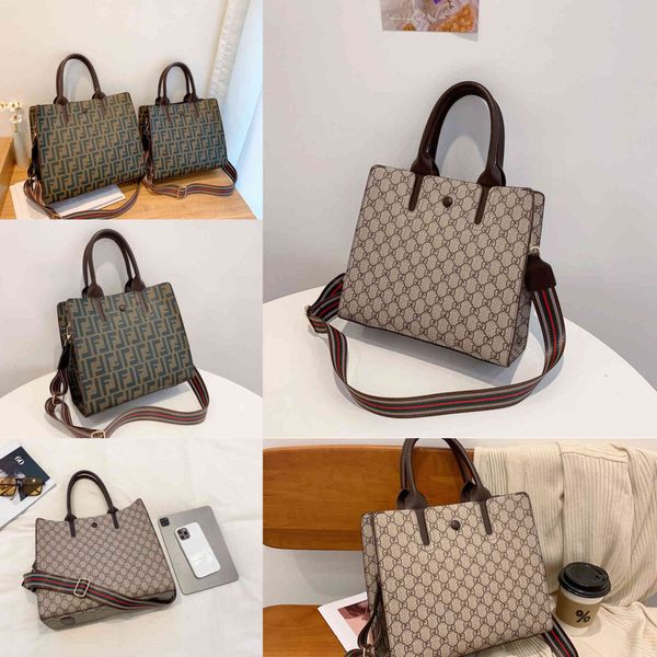 design texture bag women's new fashion portable shoulder personalized versatile messenger bag tote purses outlet
design texture bag women's new fashion portable shoulder personalized versatile messenger bag tote purses outlet