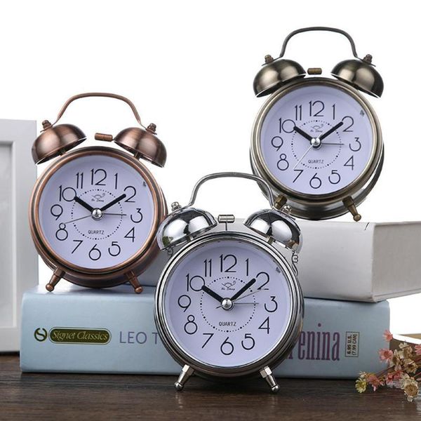 other clocks & accessories retro alarm clock silent pointer watches double bell vintage decor portable antique home decoration room light ni
other clocks & accessories retro alarm clock silent pointer watches double bell vintage decor portable antique home decoration room light ni