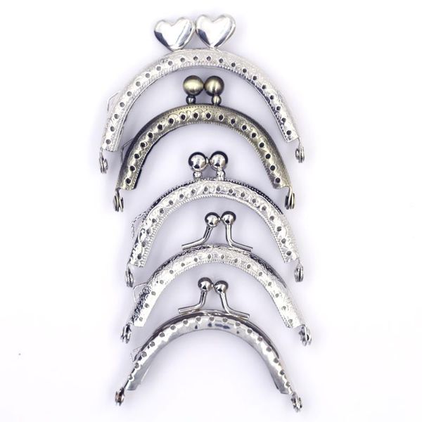 bag parts & accessories embossed semicircle 6.5-7.5cm purse metal frame clutch kiss clasp buckle handle diy handbag luggage crafts sewing, Black
bag parts & accessories embossed semicircle 6.5-7.5cm purse metal frame clutch kiss clasp buckle handle diy handbag luggage crafts sewing, Black