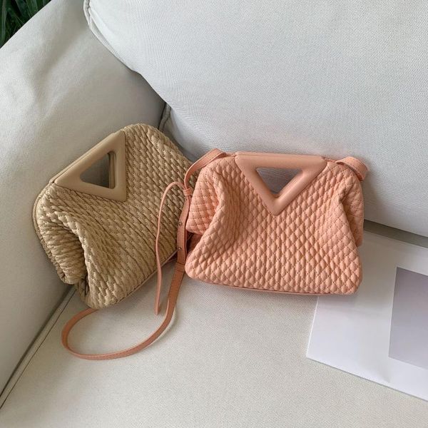evening bags triangle hobos genuine leather handbags 2021 fashion shoulder for women luxury designer roll up clutch
evening bags triangle hobos genuine leather handbags 2021 fashion shoulder for women luxury designer roll up clutch