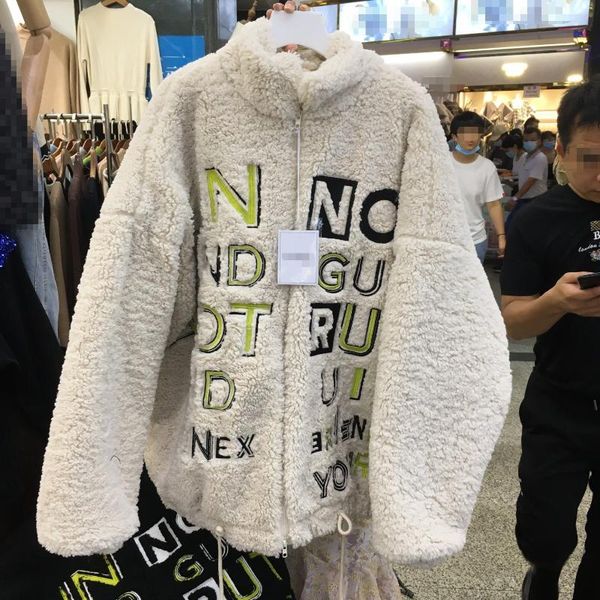 women's fur & faux letter embroidery lamb wool coat women thick winter 2021 style high neck loose and thin quilted motorcycle clothing, Black
women's fur & faux letter embroidery lamb wool coat women thick winter 2021 style high neck loose and thin quilted motorcycle clothing, Black