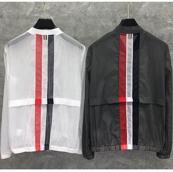 men's jackets 2021 fashion brand jacket men quick dry uv sun protection outdoor sports coats thin casual sunscreen loose skin windbreak, Black;brown
men's jackets 2021 fashion brand jacket men quick dry uv sun protection outdoor sports coats thin casual sunscreen loose skin windbreak, Black;brown