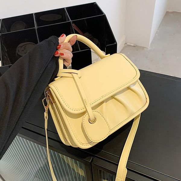 shoulder bags niche design high-end women's bag all-match 2021 fashion messenger handbag square width: 26cm
shoulder bags niche design high-end women's bag all-match 2021 fashion messenger handbag square width: 26cm