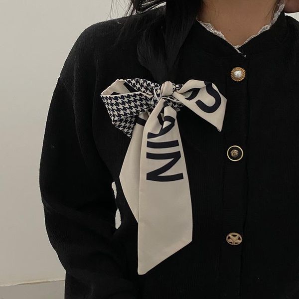 scarves 2021 women fashion ribbon silk scarf beautiful solid design girls neckerchief hair band bag handle wraps small neck, Blue;gray
scarves 2021 women fashion ribbon silk scarf beautiful solid design girls neckerchief hair band bag handle wraps small neck, Blue;gray