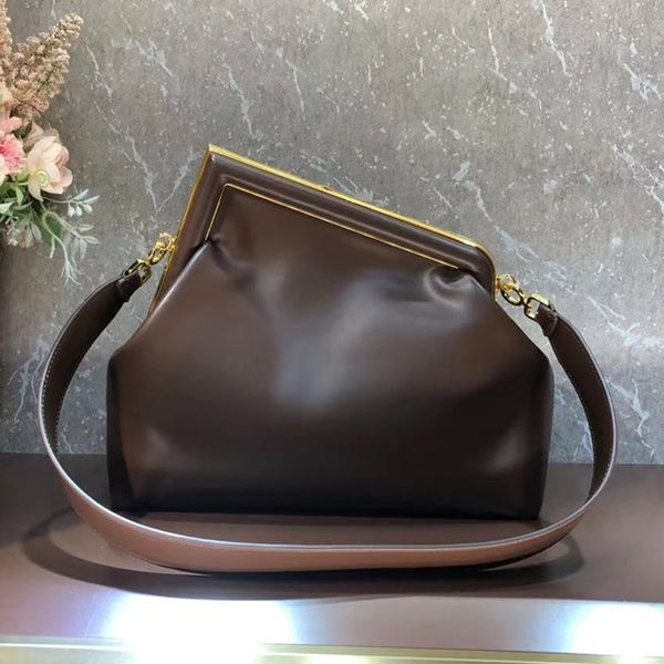 women handbag purse clutch dinner bag genuine leather crossbody shoulder bags fashion letter metal clasp detchable strap 5a quality lady eve
women handbag purse clutch dinner bag genuine leather crossbody shoulder bags fashion letter metal clasp detchable strap 5a quality lady eve