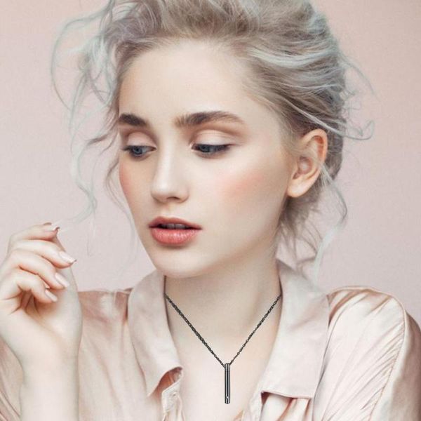 chains stainless steel rotatable open perfume pendant small bottle necklace commemorative flower urn cremation pet jewelry, Silver
chains stainless steel rotatable open perfume pendant small bottle necklace commemorative flower urn cremation pet jewelry, Silver