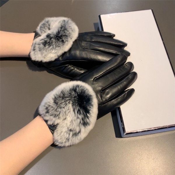 2021 fashion winter gloves female touch screen rabbit hair warm skin gloves size: ml, Blue;gray
2021 fashion winter gloves female touch screen rabbit hair warm skin gloves size: ml, Blue;gray