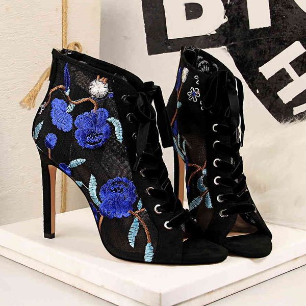 sandals women fetish stripper ankle boots gladiator .5cm high heels lace up prom peep toe embroider summer blue shoes 0rua, Black
sandals women fetish stripper ankle boots gladiator .5cm high heels lace up prom peep toe embroider summer blue shoes 0rua, Black