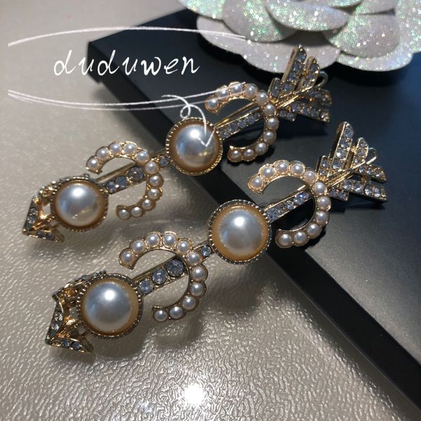7x1.5cm c pandent fashion metal hair clips classic rhinestonwith pearls meta co arrows design hairpins selection accessories 2c card, Golden;silver
7x1.5cm c pandent fashion metal hair clips classic rhinestonwith pearls meta co arrows design hairpins selection accessories 2c card, Golden;silver
