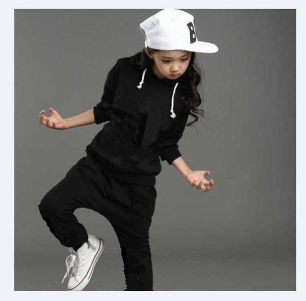 autumn hooded sweater clothing sets two-piece boys and girls long-sleeved letter spring casual sportswear suit arma2t-8t, White
autumn hooded sweater clothing sets two-piece boys and girls long-sleeved letter spring casual sportswear suit arma2t-8t, White