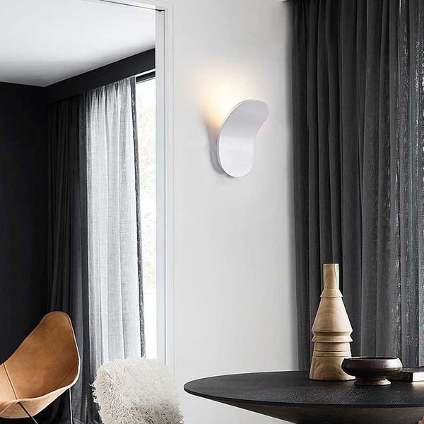 wall lamp postmodern living room aisle bedroom bedside led tv background modern minimalist creative
wall lamp postmodern living room aisle bedroom bedside led tv background modern minimalist creative