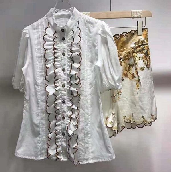 women's tracksuits set 2021 summer fashion short suits ladies ruffle floral white shirts+golden print sets casual, Gray
women's tracksuits set 2021 summer fashion short suits ladies ruffle floral white shirts+golden print sets casual, Gray