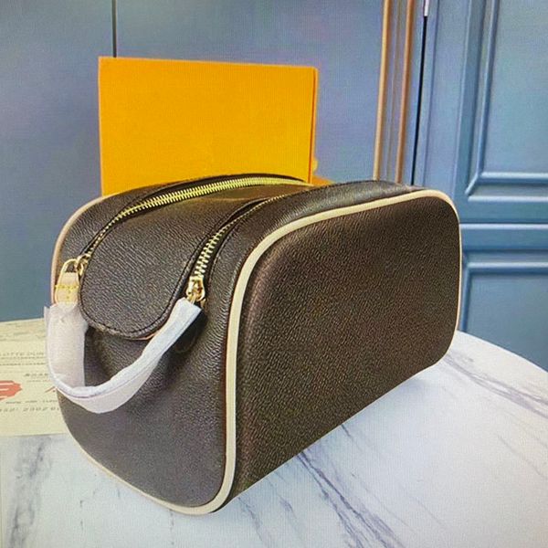 king size toiletry men extra large wash bags luxurys designers make up cosmetic toilet pouch women beauty makeup case pochette accessoir
king size toiletry men extra large wash bags luxurys designers make up cosmetic toilet pouch women beauty makeup case pochette accessoir