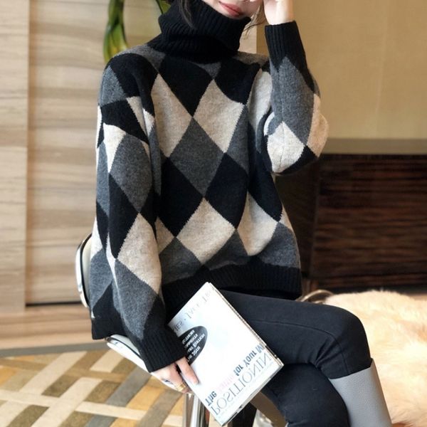 winter 2021 new european women's fashion high neck cashmere sweater bottomed lingge trend, White;black
winter 2021 new european women's fashion high neck cashmere sweater bottomed lingge trend, White;black