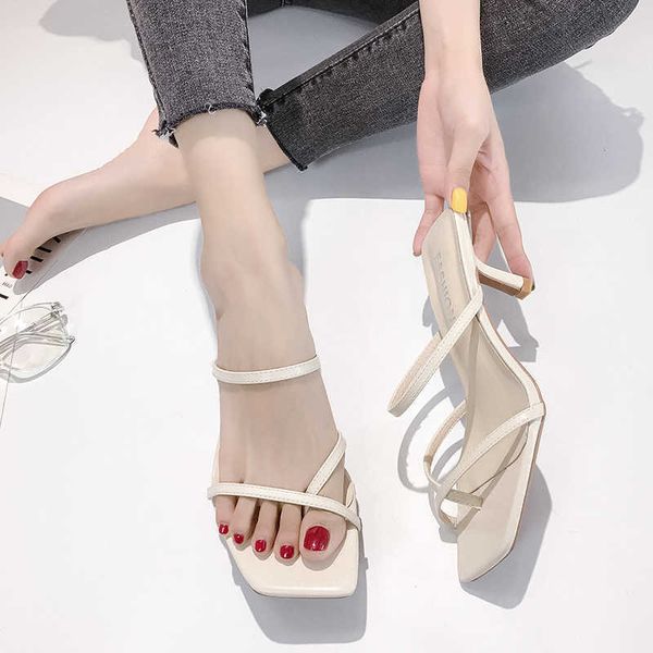 summer brand designer pumps woman fashion breathable half slippers for ladies non-slip casual half-drag woman 210611, Black
summer brand designer pumps woman fashion breathable half slippers for ladies non-slip casual half-drag woman 210611, Black