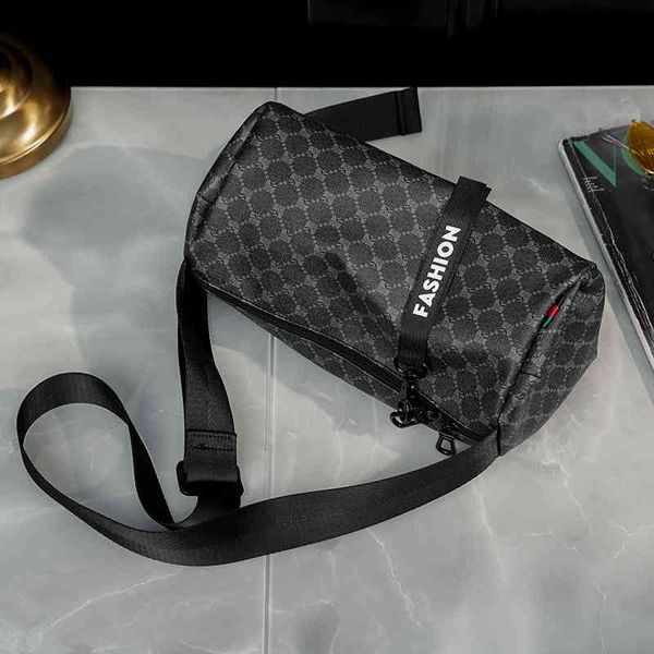 duffel bags handbags 2021 cylinder single shoulder korean men's leisure small trend messenger street
duffel bags handbags 2021 cylinder single shoulder korean men's leisure small trend messenger street