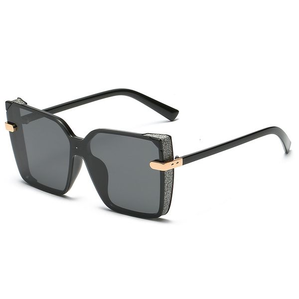 korean version large frame with glittering powder sunglasses women's one-piece personality trend elegant and versatile face small polar, White;black
korean version large frame with glittering powder sunglasses women's one-piece personality trend elegant and versatile face small polar, White;black