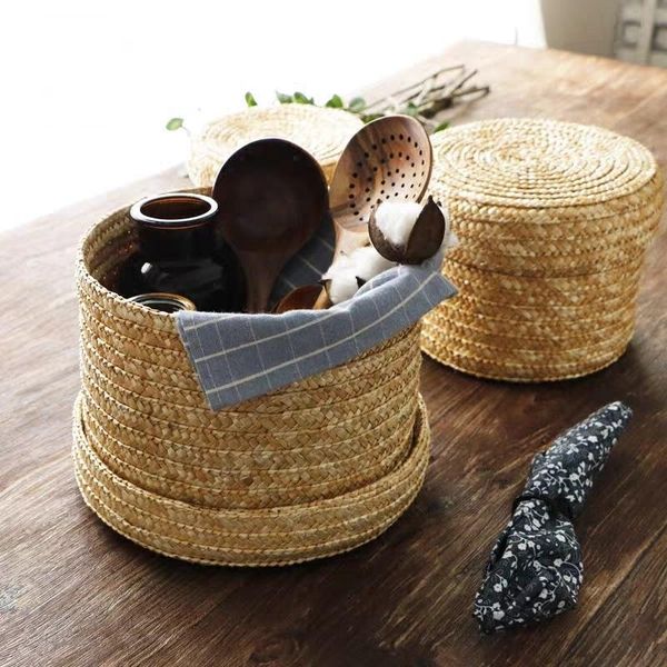 storage baskets handmade straw basket set with lid snack organizer box dustproof rattan cover decoration
storage baskets handmade straw basket set with lid snack organizer box dustproof rattan cover decoration