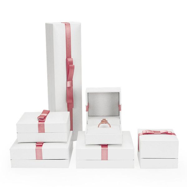 wholesale jewelry box creative leather paper white bowknot storage ring necklace pendant bracelet packaging box, Black;white
wholesale jewelry box creative leather paper white bowknot storage ring necklace pendant bracelet packaging box, Black;white