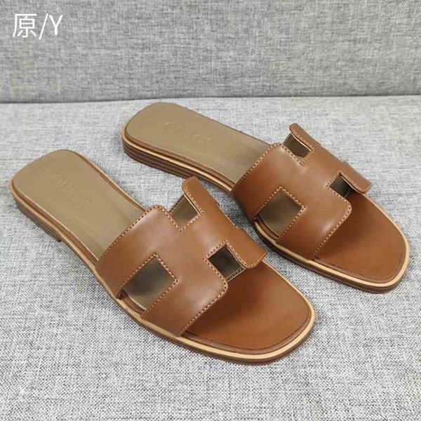 2021 new summer white sandal flat bottom fashion versatile leather slippers for women, Black
2021 new summer white sandal flat bottom fashion versatile leather slippers for women, Black