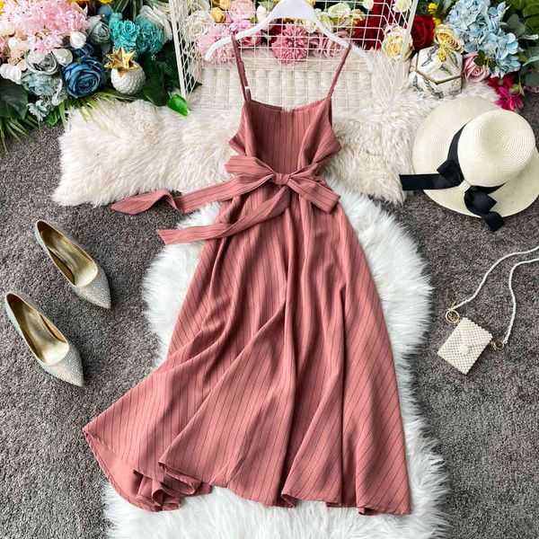 dresses dress the stripes show condole of tall waist belt pocket word is a holiday in, Black;gray
dresses dress the stripes show condole of tall waist belt pocket word is a holiday in, Black;gray