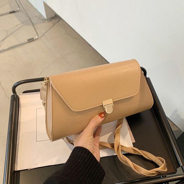 evening bags retro diagonal bag women 2021 fashion net red small crowd design all kinds of portable shoulder square
evening bags retro diagonal bag women 2021 fashion net red small crowd design all kinds of portable shoulder square