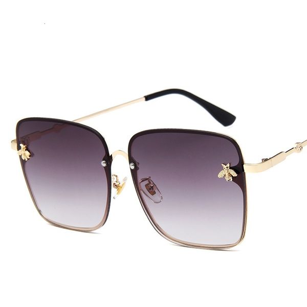 luxury designer sunglasses square bee women men retro brand metal frame oversized sun glasses female grandient shades oculos 0604, White;black
luxury designer sunglasses square bee women men retro brand metal frame oversized sun glasses female grandient shades oculos 0604, White;black